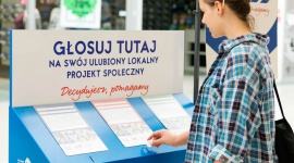 1 125 000 złotych dla organizacji społecznych – oddaj głos na lokalną inicjatywę LIFESTYLE, Finanse - Od 7 maja do 4 czerwca mieszkańcy Polski mogą głosować na najciekawsze inicjatywy społeczne, które otrzymają dofinansowanie w IV edycji programu Tesco „Decydujesz, pomagamy”. 375 organizacji społecznych otrzyma granty na realizację lokalnych projektów.