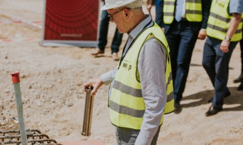 Wmurowanie kamienia węgielnego pod nowy zakład i centrum logistyczne firmy TECE