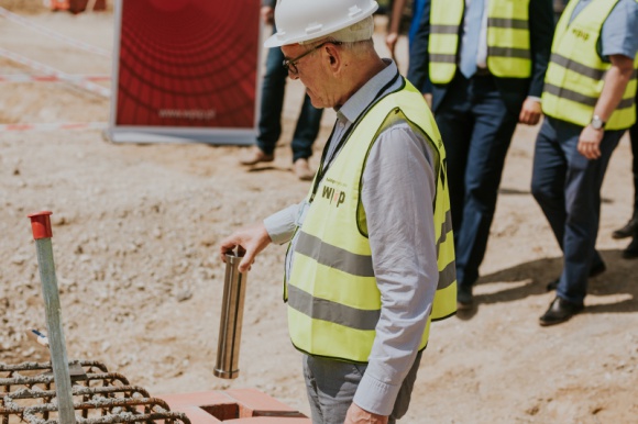 Wmurowanie kamienia węgielnego pod nowy zakład i centrum logistyczne firmy TECE